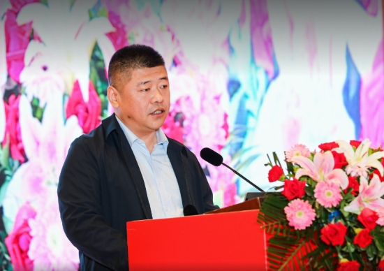 希望各界繼續通力合作、鼎力相助，不斷提高鑄鍛工藝水平